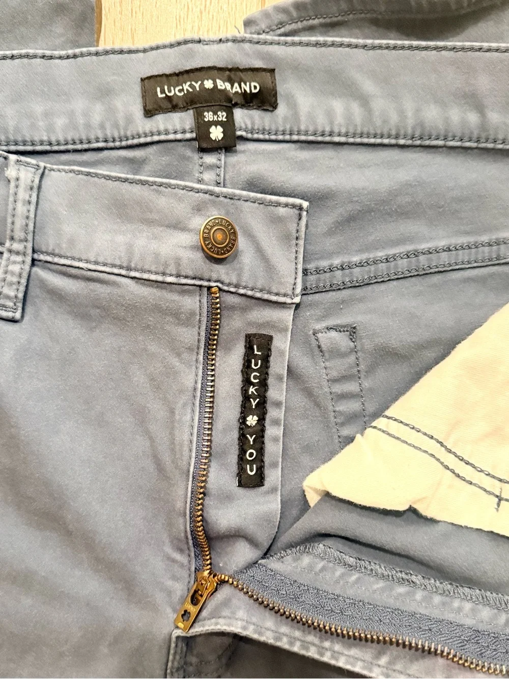 Lucky Brand Slim Straight Light Blue Jeans
